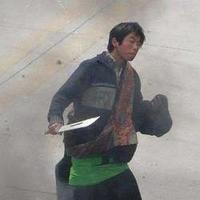 チベット弾圧：チベット人に扮した警察官がデモ隊を扇動 2008/03/22 22:44:54