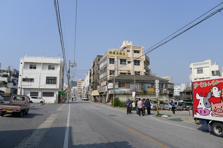 まちあるき「農連市場、深夜から元気に営業中」(第9回マチグヮー楽会企画) まちあるき「農連市場、深夜から元気に営業中」(第9回マチグヮー楽会企画)