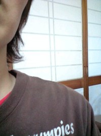 後ろ髪が