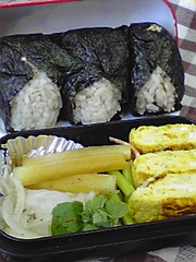 おにぎりはいいね♪