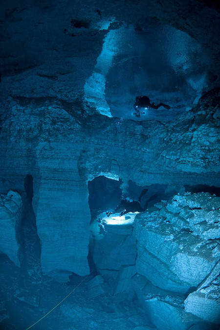 50m水中洞窟空間　オルダ