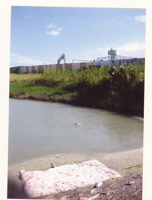 糸満の川