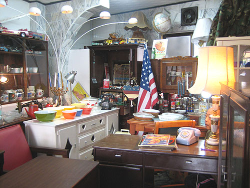 アメリカ中古家具・米軍放出品「ルイの部屋」:ショップ