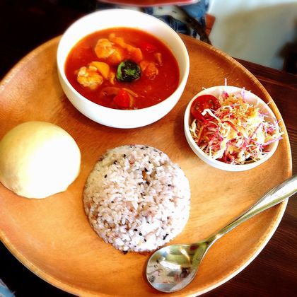 +TIDA MOON Cafeちゅふぁーら+ +TIDA MOON Cafeちゅふぁーら+