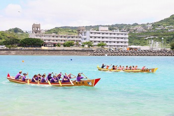 奥武島ハーレーと港川ハーリー 奥武島ハーレーと港川ハーリー