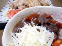 鳥のからあげとハヤシライス