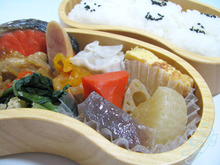 白木くりぬきお弁当箱