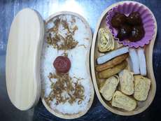 木の弁当箱