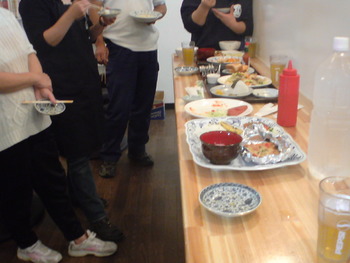 今日も試食会。