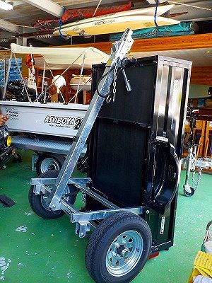 トレーラブルと車。。。 トレーラブルと車。。。