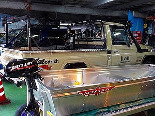 ジムニーとアルミ製2馬力ボート ジムニーとアルミ製2馬力ボート