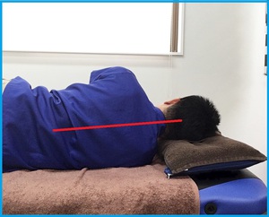 肩こり・首こり・ストレートネックの理想的な枕の高さ。寝ながら肩こり・首こり・頭痛予防