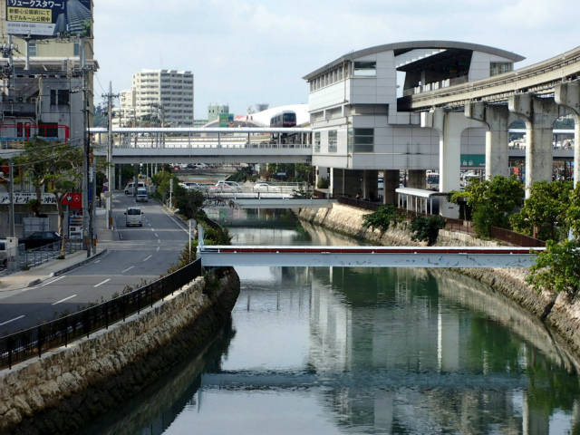 ほぐし手すっきりん 泉崎店 ゆいレール旭橋駅 徒歩4分 ほぐし手すっきりん 泉崎店 ゆいレール旭橋駅 徒歩4分