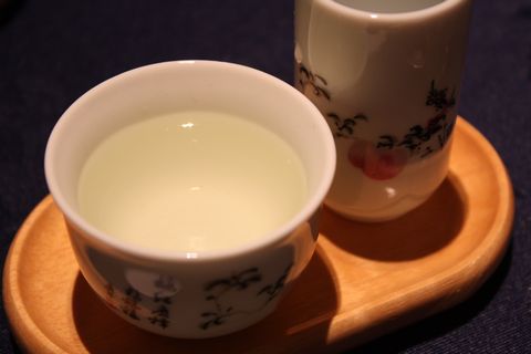 春の夜 中国文化に触れる中国銘茶と特別宴席 春の夜 中国文化に触れる中国銘茶と特別宴席