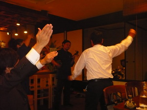 新年会 絆を祝う門出かな