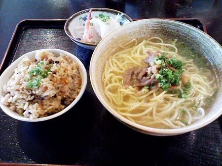 どこのそば屋でしょう?