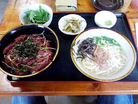 どこのそば屋でしょう?