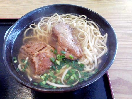 淡水　ソーキそば