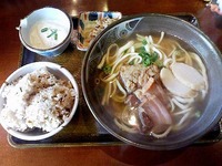 みつくら食堂
