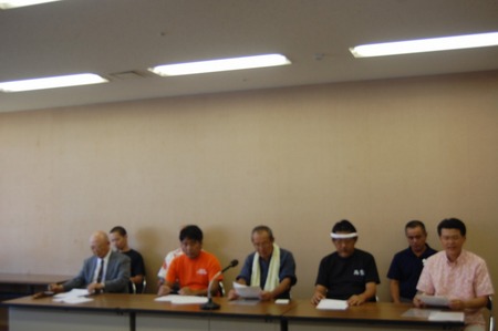 記者会見を行いました。