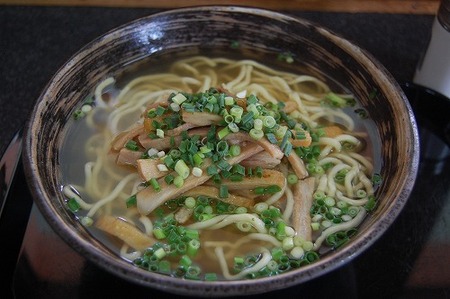 沖縄そば　そば伝道師　野崎真志　茉家　久茂地放送屋　すばらしき、すば屋たち