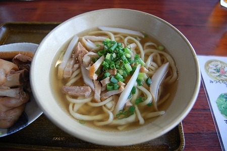 沖縄そば 沖縄そば伝道師 久茂地放送屋 すばらしきすば屋たち みつくら製麺所
