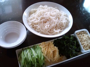 冷やしそうめん