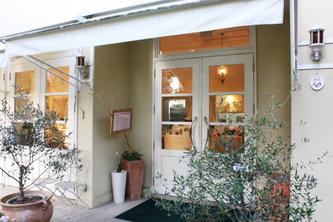 ティダカフェおもろまち店