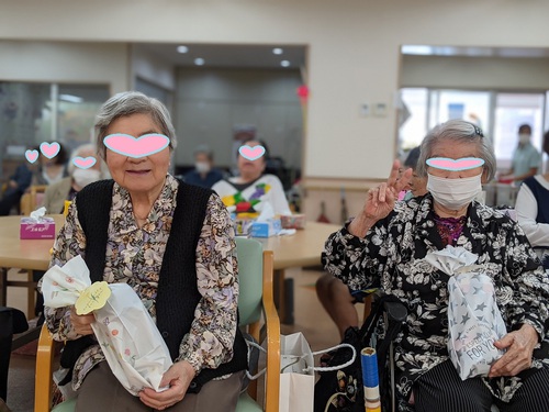 敬老会を開催しました(*^^*)デイサービスてだこ苑 敬老会を開催しました(*^^*)デイサービスてだこ苑