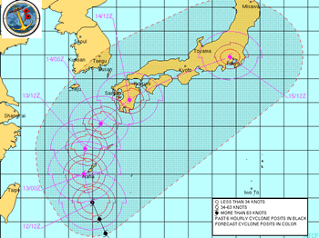 台風4号