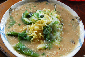 試食