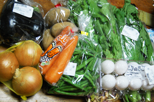 はい菜!やんばる市場買い初め