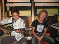 暁さん、真夜中に歌う。。♪