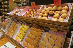 週末マニラステイの旅⑤巨大ショッピングモール&逆さま美術館 週末マニラステイの旅⑤巨大ショッピングモール&逆さま美術館