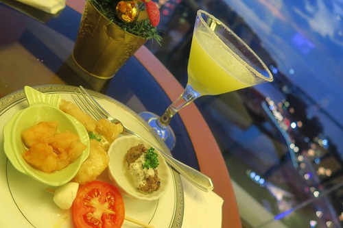 週末マニラステイの旅⑤巨大ショッピングモール&逆さま美術館 週末マニラステイの旅⑤巨大ショッピングモール&逆さま美術館