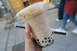 親連れて高雄に行ってきたよ⑩路地裏、カフェ、ラストナイト飯 親連れて高雄に行ってきたよ⑩路地裏、カフェ、ラストナイト飯