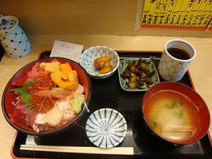美味しい朝ご飯@築地市場