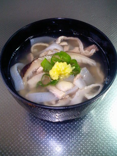 沖縄料理・中味汁
