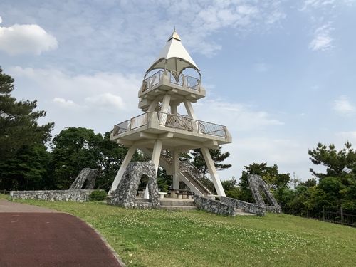 秘密基地? 秘密基地?