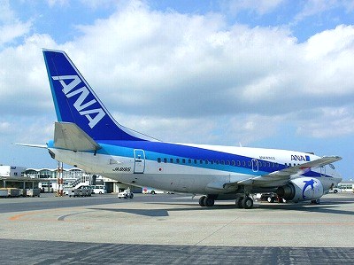 石垣空港で撮影したＡＮＡ　Ｂ７３７－５００　ＪＡ８１９５