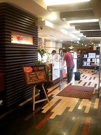 求人募集と内装の打ち合わせ