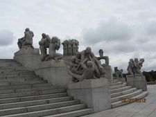 ヴィーゲラン彫刻公園/フログネル公園(オスロ、ノルウェー)