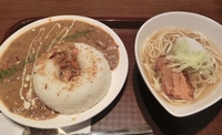 おいしい！フェイバレットカフェ新メニュー　ココナツカレー♪ 2012/04/14 19:32:58