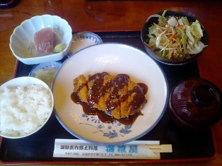 トンカツ定食