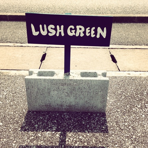 人気のdiyブログ 今度は駐車場の看板作ってみました うるま市美容室 Lush Green