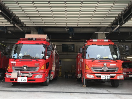 アキノ隊員の鱗翅体験 東大阪市消防局へ行きました 18年6月9日