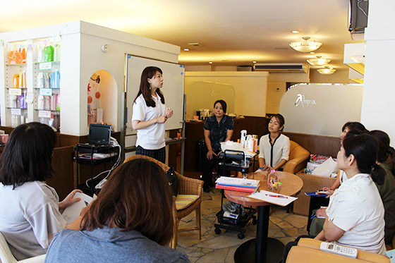アジュバン化粧品体験会