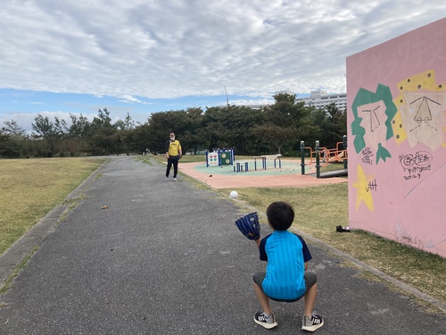 今日は晴れだった為残波公園に行…