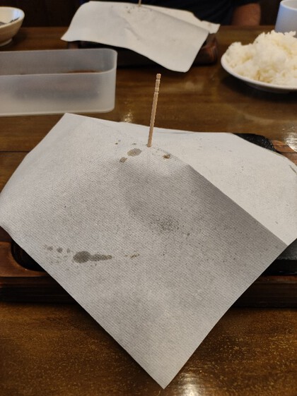 ★台風明けの週始めは、ステーキを食らう