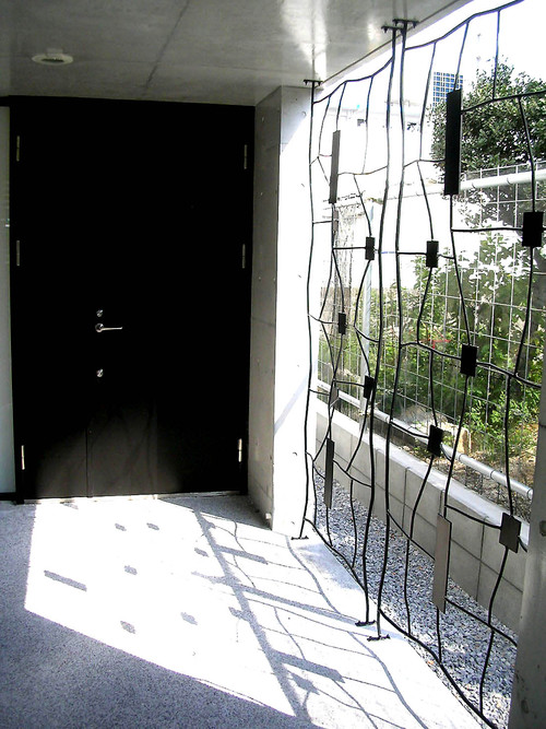 『Narrow House』